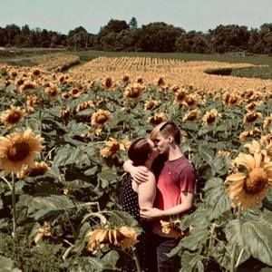 Meet your Posher, Cayla